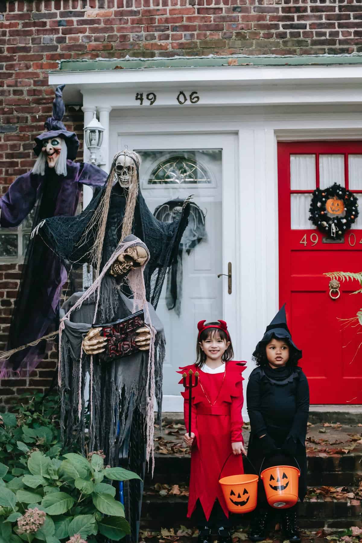 10 Spooktacular Halloween Costume Ideas for Kids to Make Their Trick or ...